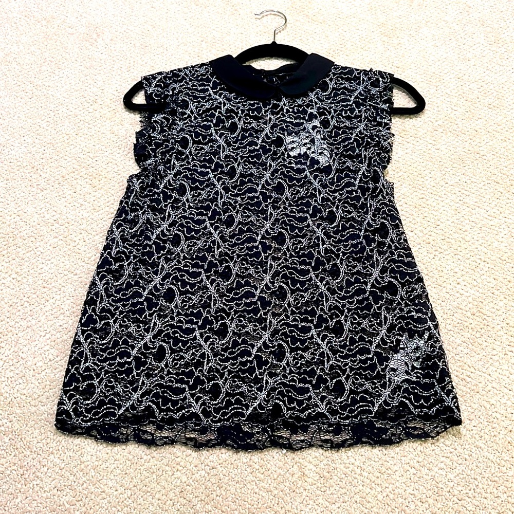 ZARA WOMAN BLACK AND WHITE LAVE SLEEVELESS TOP